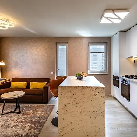 5th Floor Executive With Balcony And Free Parking * Brașov