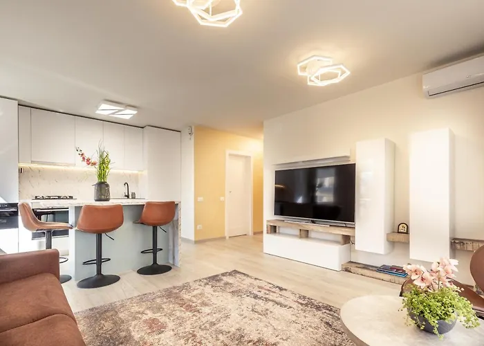 5th Floor Executive With Balcony And Free Parking Apartment Brasov