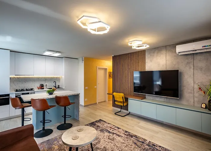 5th Floor Executive With Balcony And Free Parking